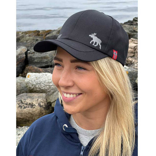 Black Moose and Norway Cap